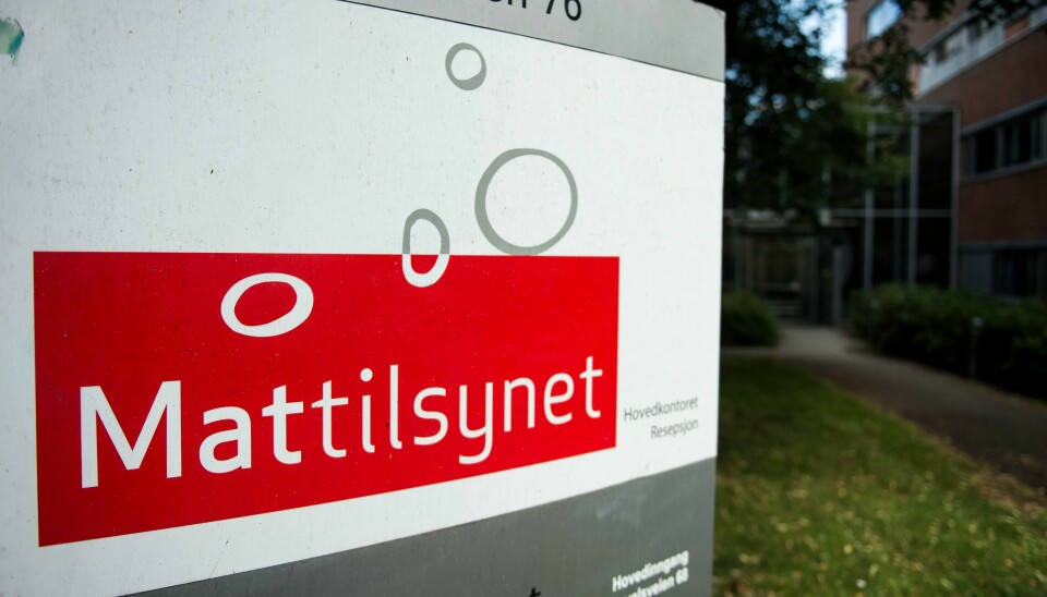 Etter at en amerikansk rapport mener at bruk av tørrsjampo kan være kreftfremkallende skal Mattilsynet undersøke saken nærmere. Illustrasjonsfoto.