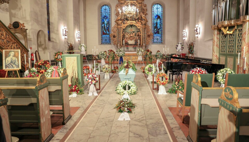 Båren til Toralv Maurstad i Oslo domkirke. Bildet viser båren til Toralv Maurstad som er i Oslo domkirke. Foto: Alf Simensen / NTB