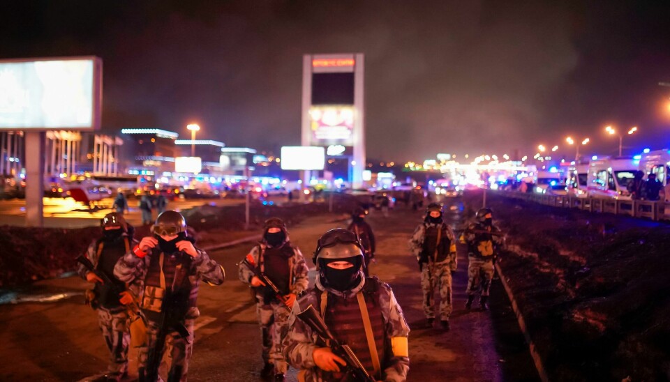 Den russiske nasjonalgarden ved åstedet for terroraksjonen i forstaden Krasnogorsk rett utenfor Moskva. Den russiske nasjonalgarden ved åstedet for terroraksjonen i forstaden Krasnogorsk rett utenfor Moskva. Foto: Aleksander Avilov / Moscow News Agency / AP / NTB