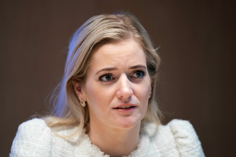 Justisminister Emilie Enger Mehl (Sp) og resten av regjeringens forslag om å stramme inn overfor domstolene må avvises av Stortinget, skriver Dagsavisen på lederplass. Oslo 20221107. Justis- og beredskapsminister Emilie Enger Mehl (Sp) om Norges kontraterrorstrategi.Foto: Terje Pedersen / NTB