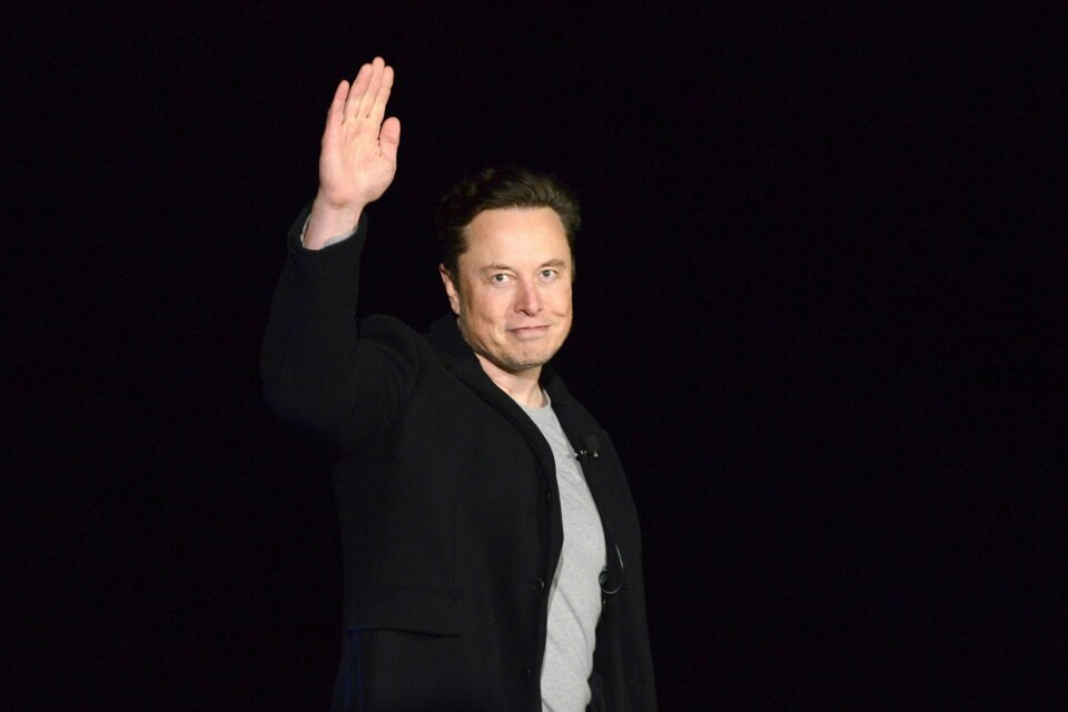 I høst kjøpte Elon Musk, verdens rikeste mann, det sosiale mediet Twitter for nesten 500 milliarder norske kroner. Det er penger han aldri får igjen, men hva får han i bytte? .