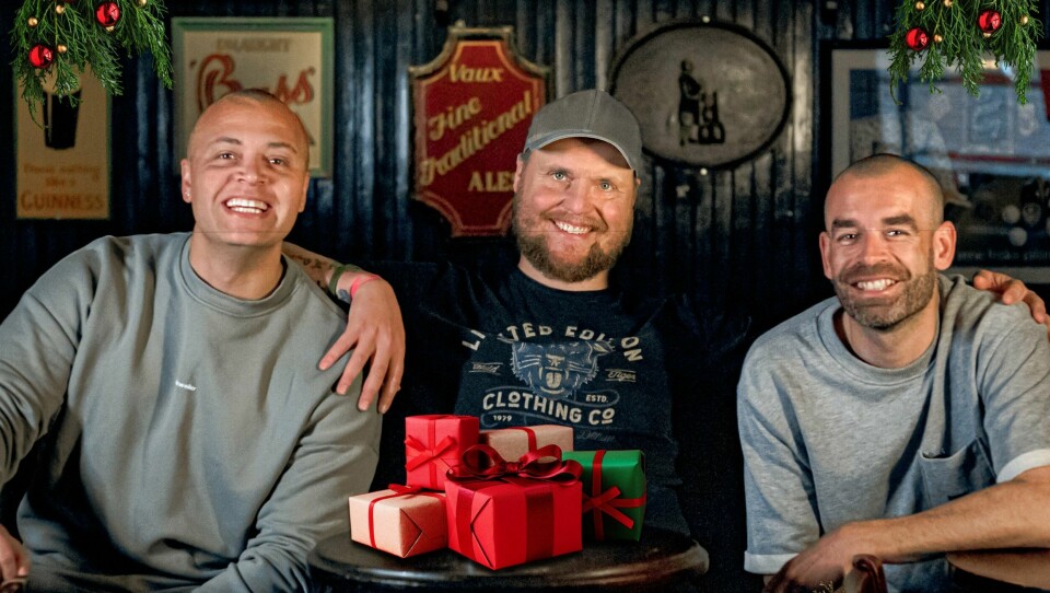 Stian «Staysman» Thorbjørnsen (i midten) og Erik Og Kriss har gitt ut julelåta «Jeg fortjener en gløgg». Stian «Staysman» Thorbjørnsen (i midten) og Erik Og Kriss har gitt ut julelåta «Jeg fortjener en gløgg».