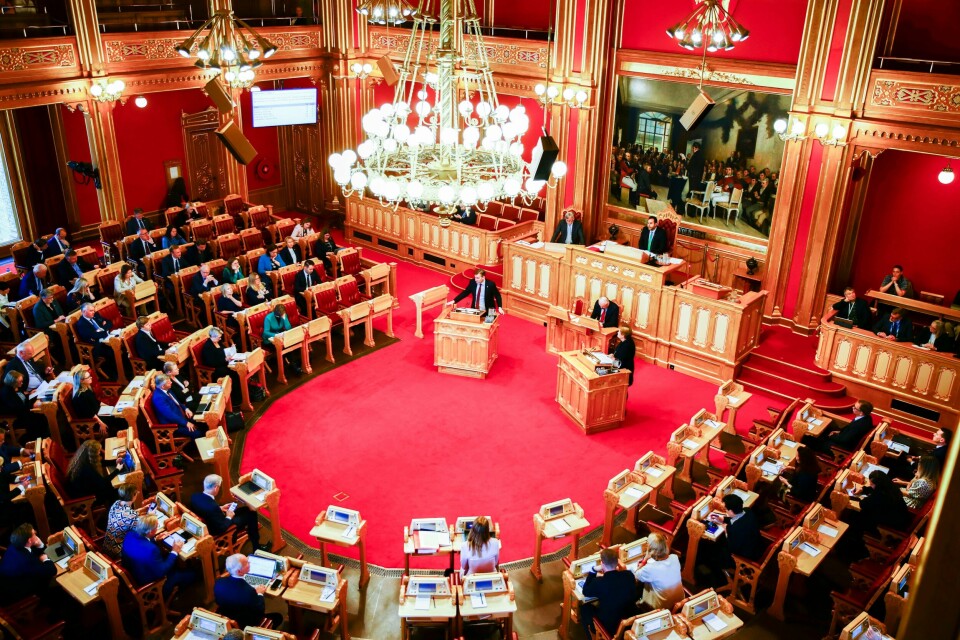 Tirsdag vil Stortinget vende tommelen ned for et forslag om å inkorporere FN-konvensjonen om funksjonshemmedes rettigheter i lovverket. Tirsdag vil Stortinget vende tommelen ned for et forslag om å inkorporere FN-konvensjonen om funksjonshemmedes rettigheter i lovverket. Foto: Hanna Johre / NTB