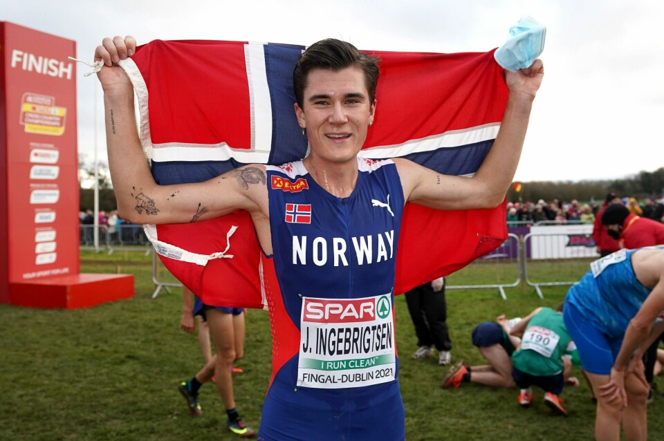 Jakob Ingebrigtsen ble europamester på 10 kilometer terrengløp nok en gang søndag, og tirsdag vant han bragdprisen til Rogaland fylkeskommune. Jakob Ingebrigtsen