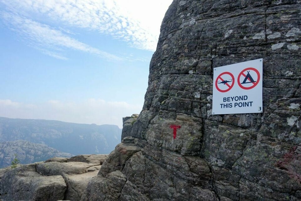 Det finnes allerede noen forsøk på å regulere turismen på Preikestolen, men hvor smart er det å satse på å få opp enda flere turister opp på platået? Preikestolen