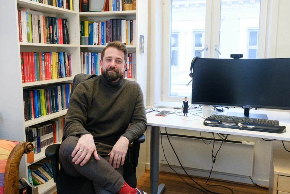 Jurist Marius Gulbranson Nordby er kritisk til straffeforfølging av miljøaktivister. Jurist Marius Gulbranson Nordby på kontoret hos Fagbokforlaget.