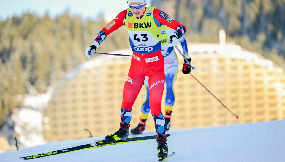 Ingvild Flugstad Æstberg på vei inn til andreplass i søndagens verdenscuprenn over 20km i Davos. Ingvild Flugstad Æstberg på vei inn til andreplass i søndagens verdenscuprenn over 20km i Davos.