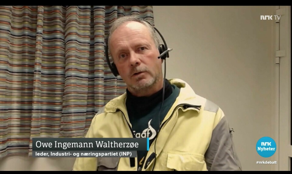 Owe Ingemann Waltherzøe, leder i det unge Industri- og Næringspartiet, stilte i kjeledress på NRKs Debatten. Budskapet er tydelig: Han jakter «vanlige folk» med «sunn fornuft». Owe Ingemann Waltherzøe, leder i det unge Industri- og Næringspartiet, stilte i kjeledress på NRKs Debatten. Budskapet er tydelig: Han jakter «vanlige folk» med «sunn fornuft».