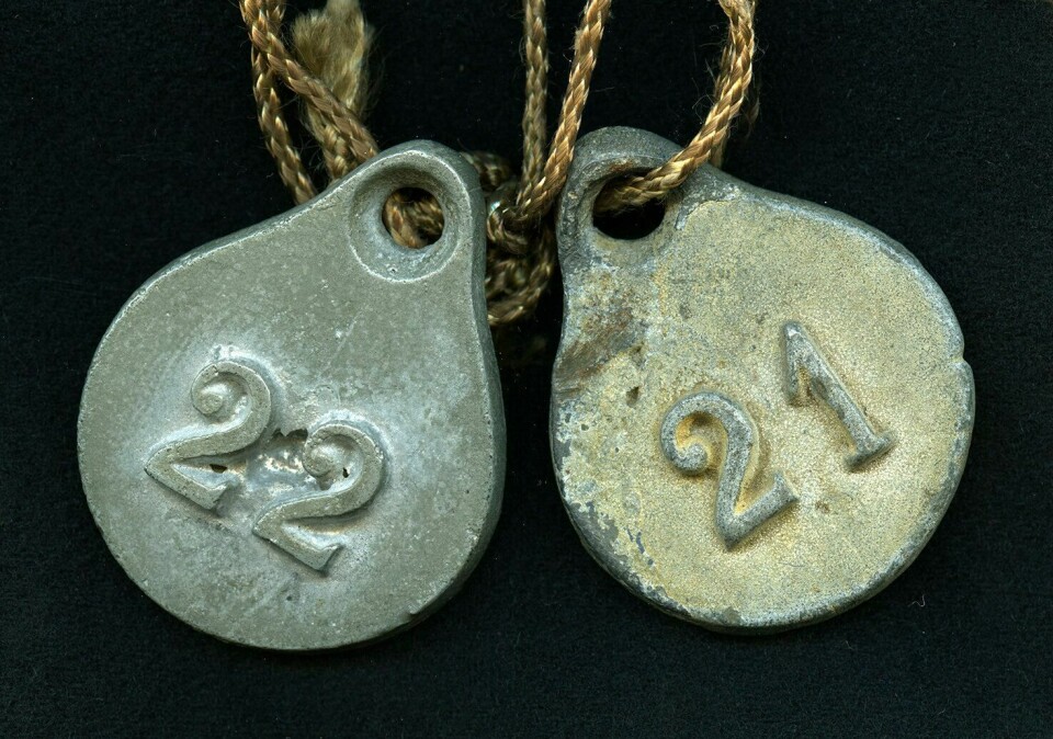 Sulis-medaljen eller slavemerket som det også ble kalt, var et merke gruvearbeiderne i Sulitjelma måtte bære rundt halsen. ..