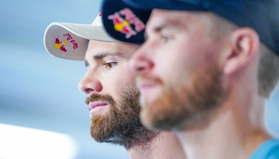 Anders Mol og Christian Sørum tok seg av chilenerne Marco og Esteban Grimalt i 16-delsfinalen i sandvolleyball-VM, men slet med underlaget. Foto: Lise Åserud / NTB