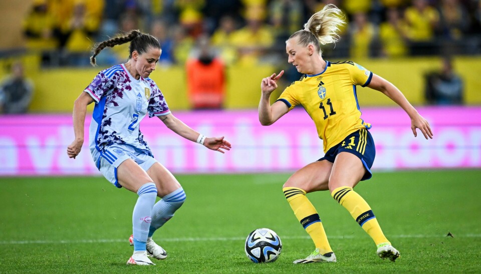 Stina Blackstenius (t.h.) og det svenske kvinnelandslaget i fotball har avlyst tirsdagens pressekonferanse der uttaket til nasjonsligakampene skulle offentliggjøres. Stina Blackstenius (t.h.) og det svenske kvinnelandslaget i fotball har avlyst tirsdagens pressekonferanse der uttaket til nasjonsligakampene skulle offentliggjøres. Foto: Bjorn Larsson Rosvall / TT via AP / NTB