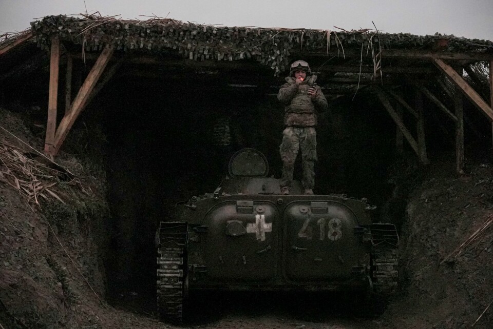 En ukrainsk soldat avbildet i Bakhmut-området i Ukraina nylig. Bildet er tatt nær fronten i Bakhmut, noen timer øst for Zaporizjzja. Illustrasjonsfoto. Foto: Alex Babenko / AP / NTB