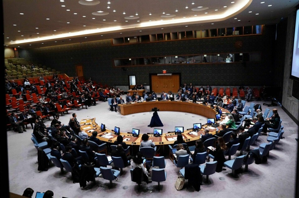 Fra møtet om situasjonen i Midtøsten i FNs sikkerhetsråd torsdag. General view of the Security Council meeting on the situation in the Middle East, including the Palestinian question at the United Nations on October 18, 2023 in New York. The United Nations Security Council on Wednesday rejected a resolution condemning 'the heinous terrorist attacks by Hamas' on Israel. (Photo by Bryan R. Smith / AFP)