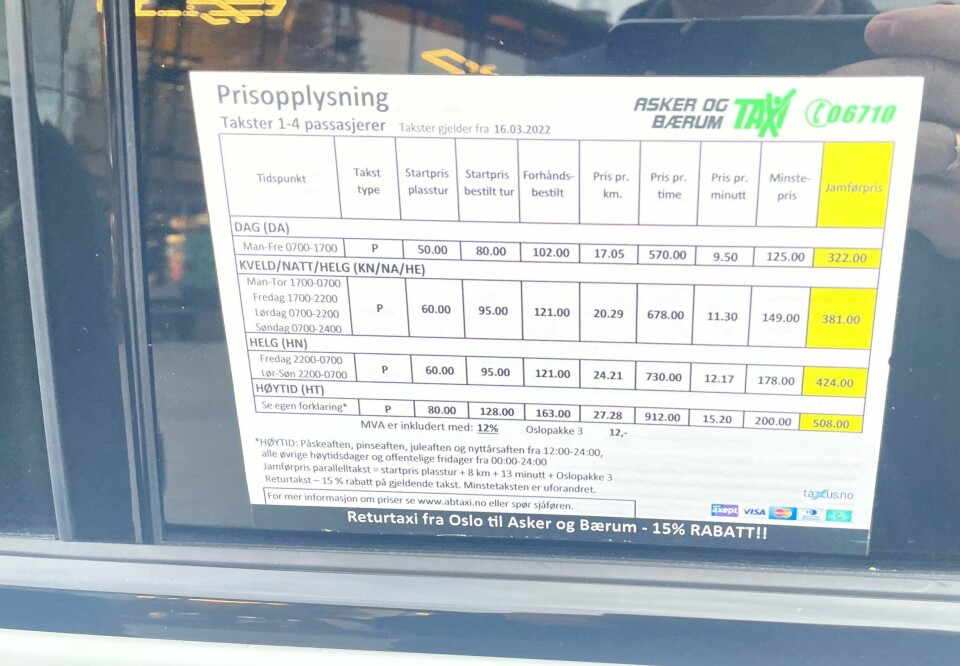 De seriøse aktørene har takstene lett tilgjengelig i bilene. TAXI