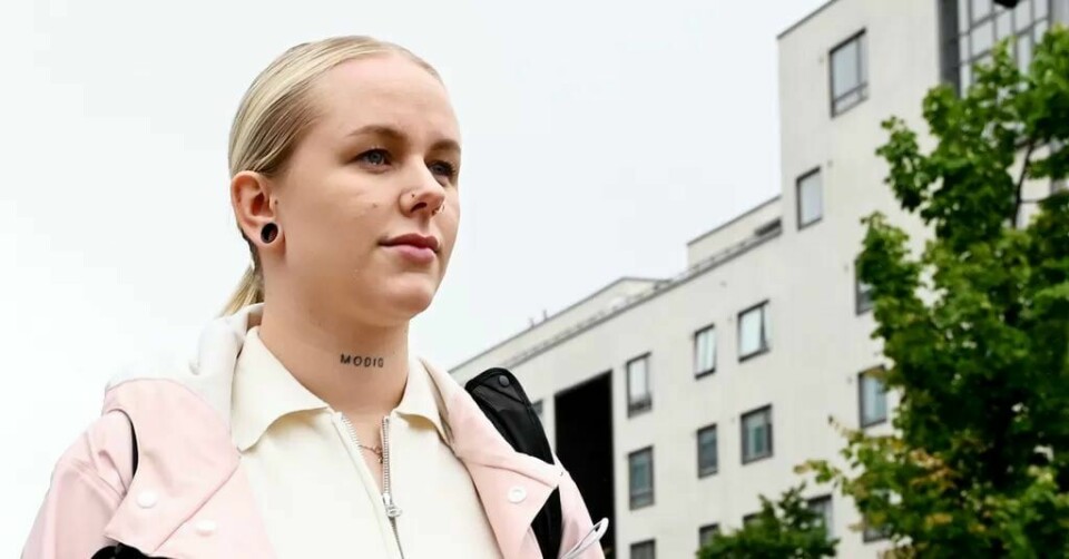 Som IT-sikkerhetsekspert er Mia Landsem blitt god på å spore ned folk som sprer andres nakenbilder på nett. Hun har funnet hemmelige grupper på nett der slike bilder spres bredt, også i Norge. Noen av dem sorterer bildene i mappestrukturer med navnet på norske byer og så fullt navn på personene. Det spres bilder av (stort sett) kvinner i alle aldre, også jenter i skolealder. FF-sak.Som IT-sikkerhetsekspert er Mia Landsem blitt god på å spore ned folk som sprer andres nakenbilder på nett. Hun har funnet hemmelige grupper på nett der slike bilder spres bredt, også i Norge. Noen av dem sorterer bildene i mappestrukturer med navnet på norske byer og så fullt navn på personene. Det spres bilder av (stort sett) kvinner i alle aldre, også jenter i skolealder.Foto: Leif Martin Kirknes/FriFagbevegelse