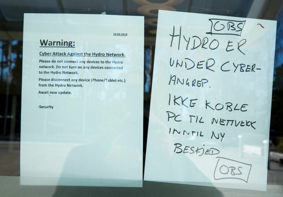 Norsk Hydro ble angrepet i 2019. Vi må forbedre oss på flere cyberangrep framover. Norsk Hydro ble angrepet i 2019. Vi må forbedre oss på flere cyberangrep framover.