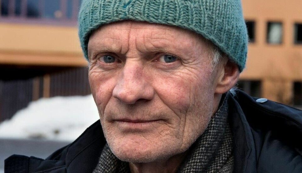 Ivar Smit, daglig leder i Steinerskoleforbundet, forklarer at regjeringens foreslåtte kutt vil få store konsekvenser for deres 34 skoler. – Vi jobber mye ut fra tillit og samarbeid, men innser at systemet ikke kan baseres på det. Resultater må samles inn og følges opp med tiltak, sier Ivar Smit, daglig leder på Rudolf Steinerskolen.