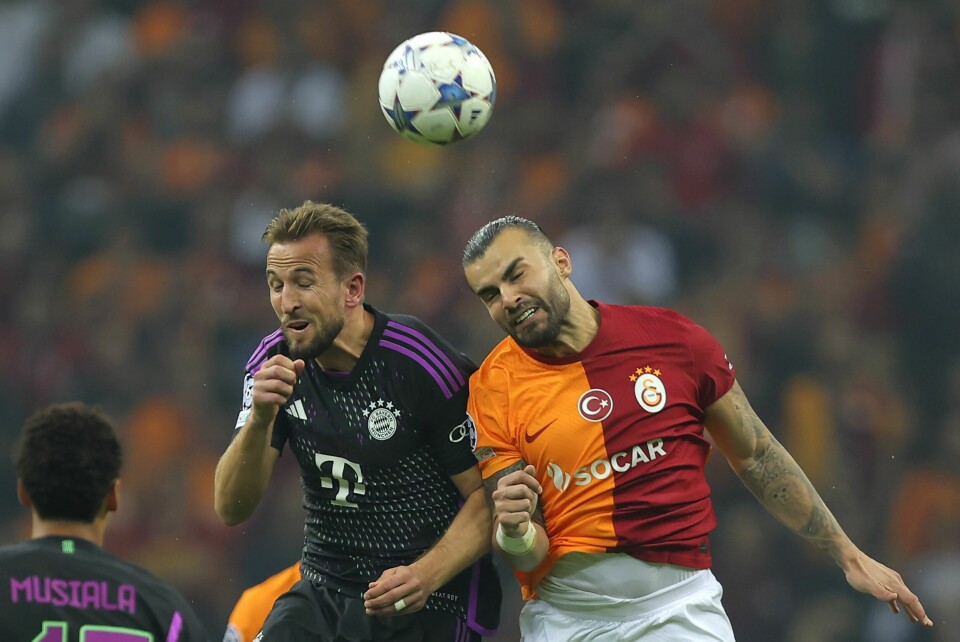 Bayern Münchens Harry Kane (til venstre) i duell med Galatasarays Abdulkerim Bardakci. Foto: Emre Otkay, AP / NTB Bayern Münchens Harry Kane (til venstre) i duell med Galatasarays Abdulkerim Bardakci. Foto: Emre Otkay, AP / NTB