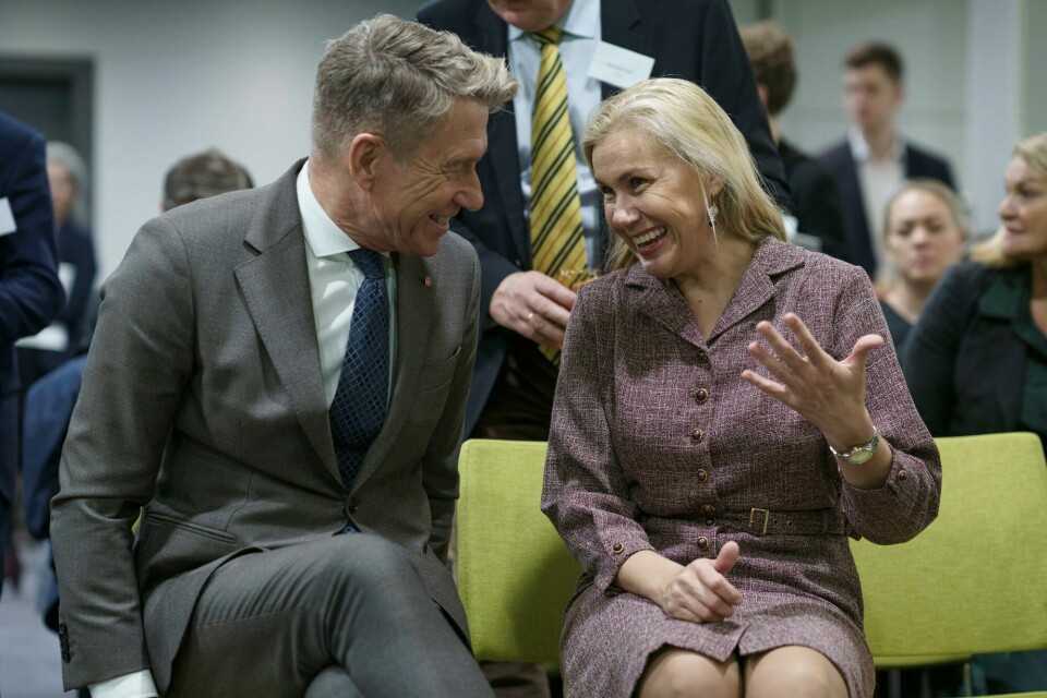 Olje- og energimister Terje Aasland (Ap) kunne under et besøk i Brussel fortelle EU-kommissær for energi Kadri Simson at det norske folk står i veien for det grønne skiftet. Olje- og energimister Terje Aasland (Ap) kunne under et besøk i Brussel fortelle EU-kommissær for energi Kadri Simson at det norske folk står i veien for det grønne skiftet.