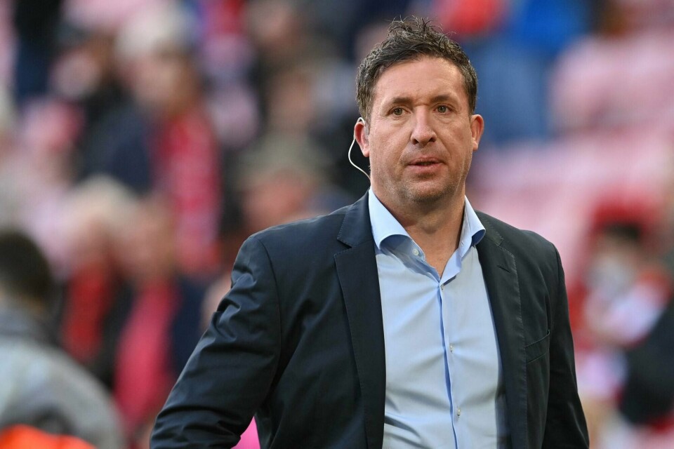 Robbie Fowler fikk en kort karriere i sin saudi-arabiske klubb. Robbie Fowler fikk en kort karriere i sin saudi-arabiske klubb.