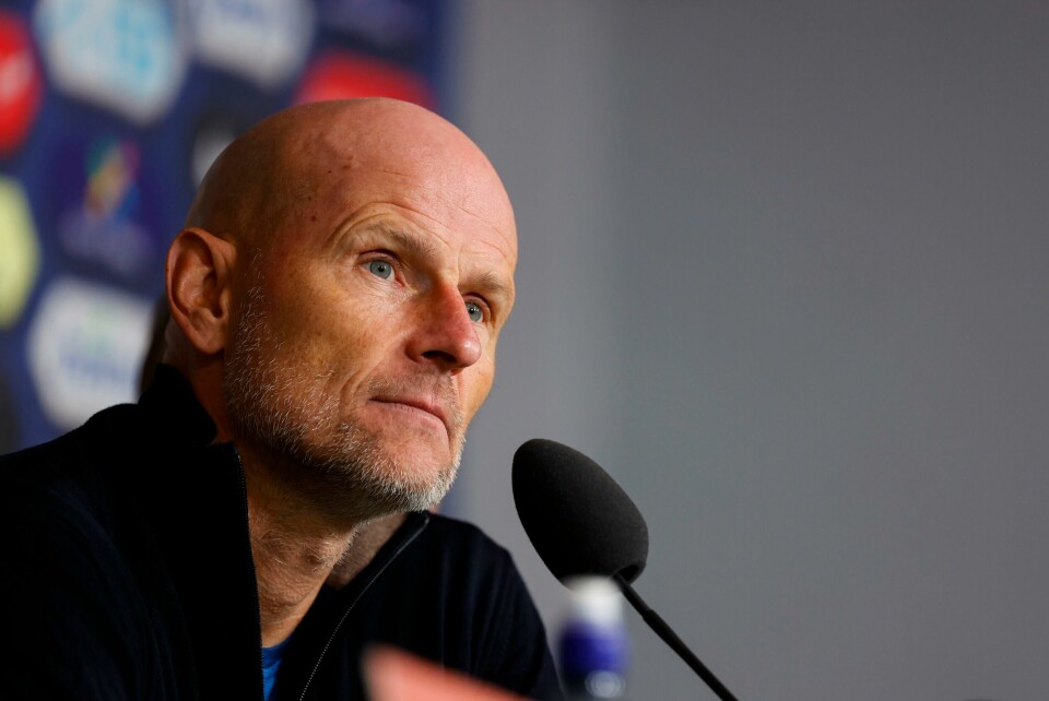 Ståle Solbakken forstår lite av prosessen som har ledet fram til at Saudi-Arabia trolig blir VM-vertskap i 2034 Ståle Solbakken må håpe på Israel-suksess i EM-kvalifiseringskampene i november dersom hans norske landslag skal få en ekstrasjanse til deltakelse i sluttspillet. Nå er det klart at Israel spiller sine hjemmekamper mot de fremste grupperivalene på nøytral bane i Ungarn. Foto: Frederik Ringnes / NTB