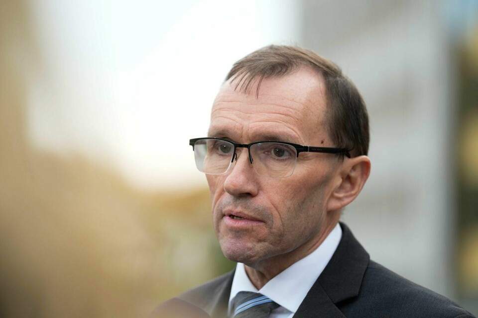 Utenriksminister Espen Barth Eide (bildet) har tatt av seg silkehanskene, Norge stemte for FN-resolusjonen om humanitær våpenhvile i Midtøsten og statsminister Støre sa i helgen på NRK at «Israel bryter folkeretten». Har Ap virkelig funnet seg selv igjen? Kan vi finne tilbake til hverandre, spør Siri Sjøgren Selmer. Utenriksminister Espen Barth Eide