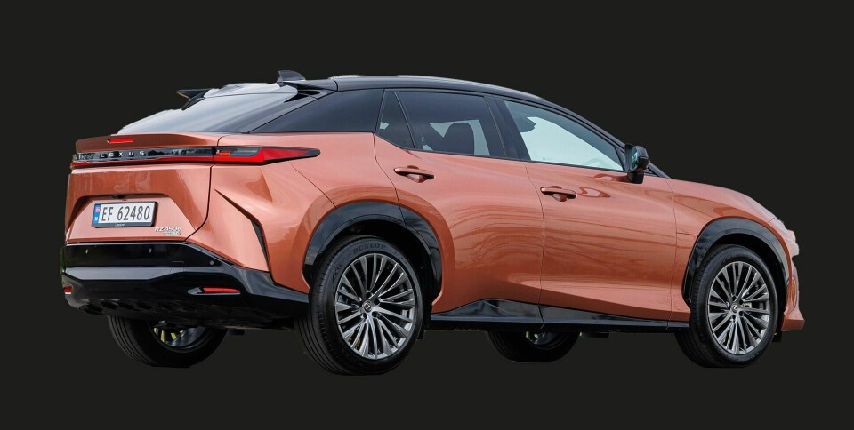 Nye Lexus: – Kvaliteten gjennomsyrer alt Lexus RZ 450e