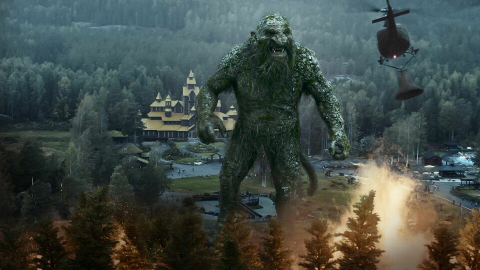 Filmskaper Roar Uthaug og produsentselskapet Motion Blur hadde global suksess på Netflix med norske «Troll». Da den ikke hadde kinolansering, var den ikke kvalifisert for nominasjoner til den norske filmbransjens Amanda-priser i år. «Troll» i regi av Roar Uthaug har hatt rekordartede tall hos Netflix. Men filmdirektøren skulle gjerne sett den på kino også. Foto: Netflix
