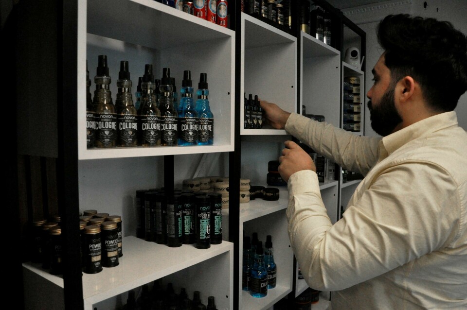 I barbersalongen i Stavanger er det mange ulike produkter de med skjegg og bart kan bruke I barbersalongen i Stavanger er det mange ulike produkter de med skjegg og bart kan bruke