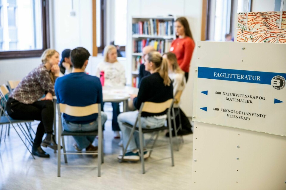 Privatskoleloven er blitt strammet inn av flere rødgrønne regjeringer, men allerede godkjente skoler har fått fortsette. Derfor har Norge i dag en privatskolesektor der det også er kommersielle eiere, skriver Elin Skrede. (Illustrasjonsfoto) Videregående skole