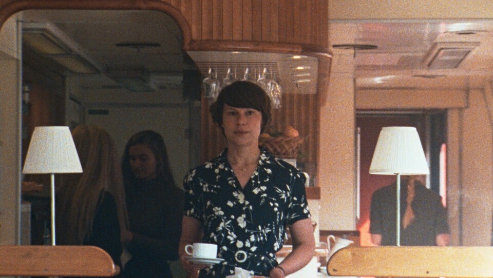 Seertallene for «Makta» lover en ny stor dramasuksess for NRK, her med Kathrine Thorborg Johansen i rollen som Gro Harlem Brundtland om bord på valgkamptoget Ap reiste med i 1979. Seertallene for «Makta» lover en ny stor dramasuksess for NRK, her med Kathrine Thorborg Johansen i rollen som Gro Harlem Brundtland om bord på valgkamptoget Ap reiste med i 1979.