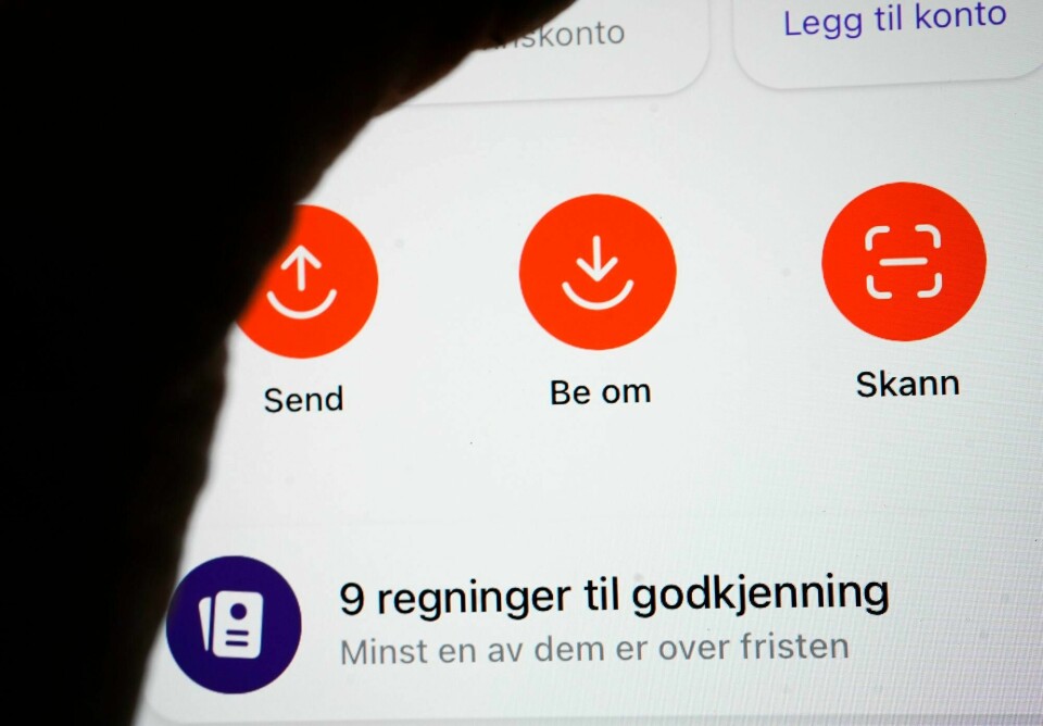 Mange bedrifter tar seg altfor godt betalt for å sende ut faktura. Nå går Forbrukertilsynet til kamp mot skyhøye fakturagebyrer. Mange bedrifter tar seg altfor godt betalt for å sende ut faktura. Nå går Forbrukertilsynet til kamp mot skyhøye fakturagebyrer.