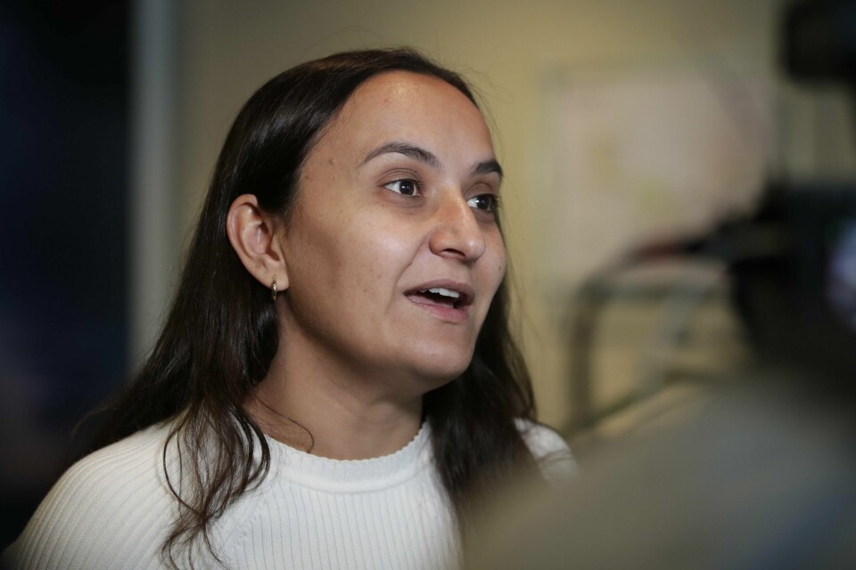 - Med vår modell kan vi på fire år finansiere en full tannhelsereform som sidestiller tennene med resten av kroppen i helsetjenesten, sier stortingsrepresentant Seher Aydar (R). Seher Aydar (Raudt) i Stortingets kontrollkomité. Foto: Emilie Holtet / NTB