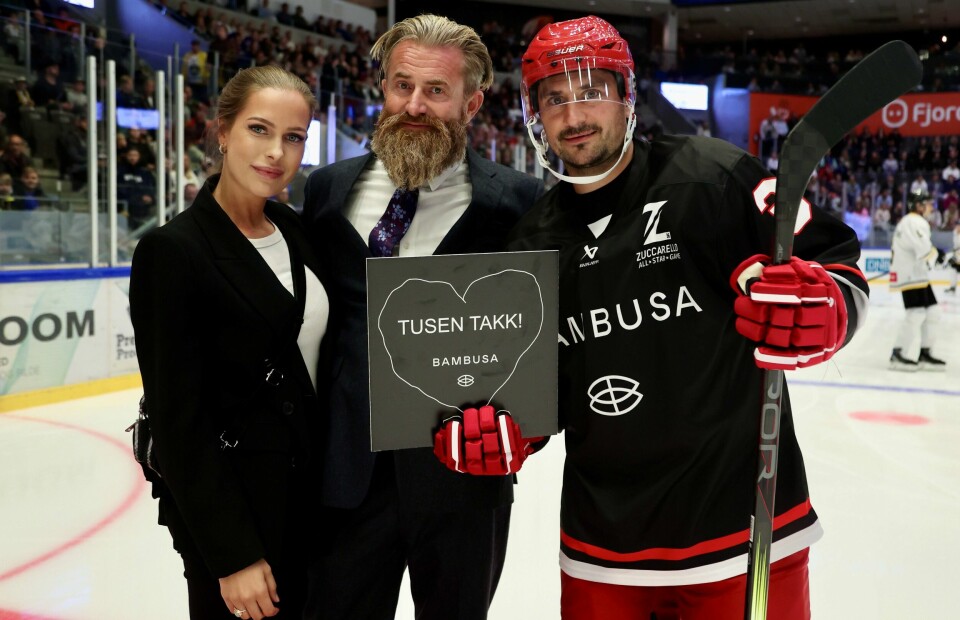 Fra venstre har vi Veronica Johannesen og Håvard Gundersen, henholdsvis daglig leder og gründer bak Bambusa. Sammen med dem står sokkemerkets ambassadør og NHL-spiller Mats Zuccarello Fra venstre har vi Veronica Johannesen og Håvard Gundersen, henholdsvis daglig leder og gründer bak Bambusa. Sammen med dem står sokkemerkets ambassadør og NHL-spiller Mats Zuccarello