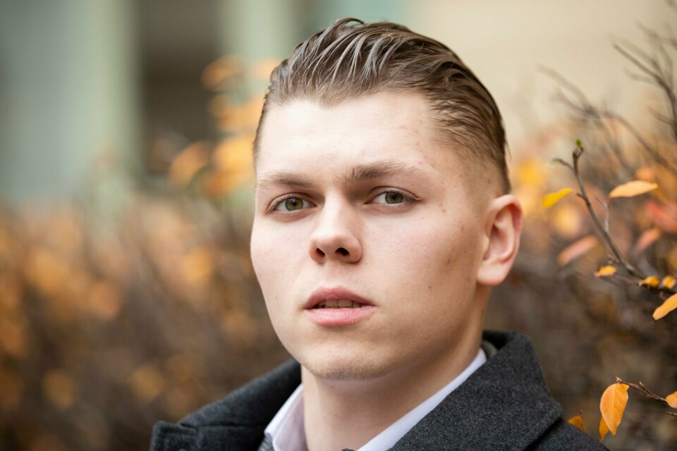 19 år gamle Oliver Lovrenski har vunnet Bokhandlerprisen. 19 år gamle Oliver Lovrenski har vunnet Bokhandlerprisen. Foto: Emilie Holtet / NTB