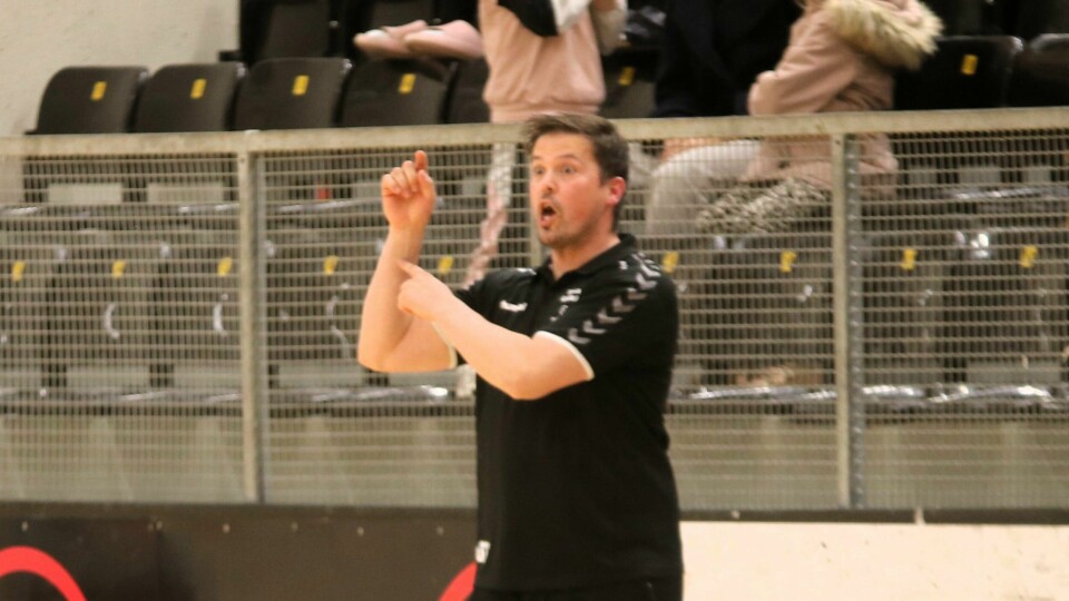 Sola-trener Steffen Stegavik har kun én kamp igjen å lede laget før VM-pausen. Sola Håndball - Romerike Ravens