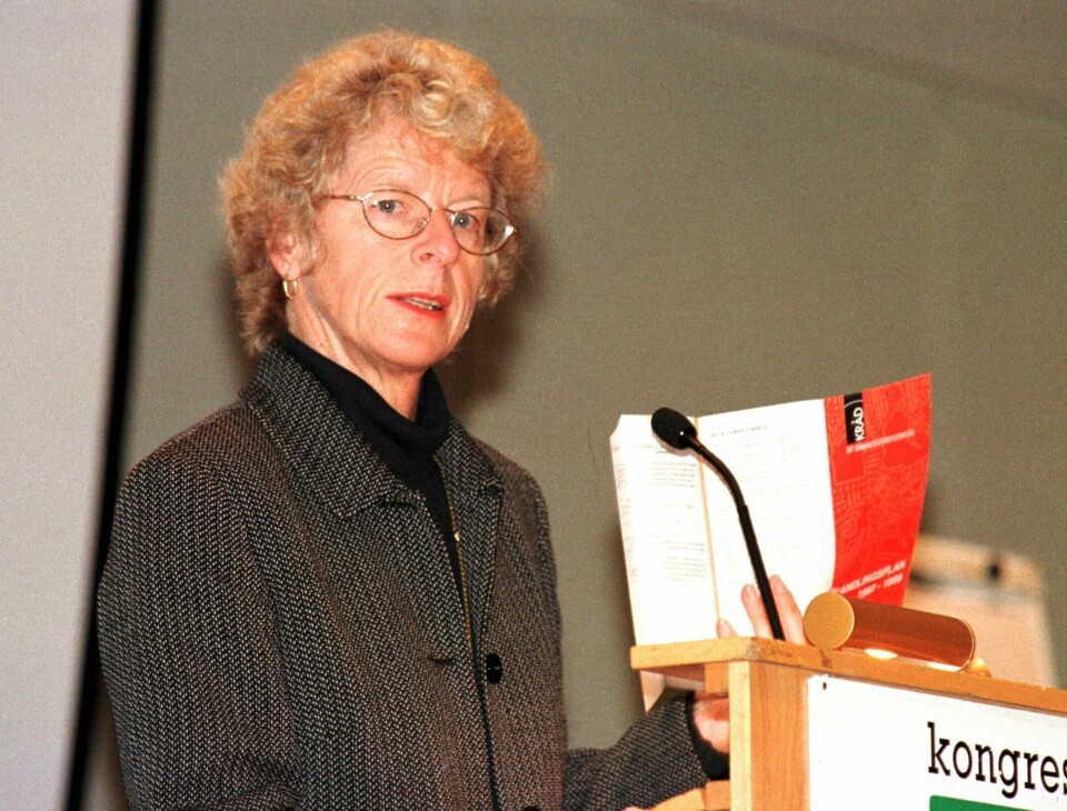 Tove Strand var sosialminister i Brundtlands regjering fra 1986 til 1989. Hun mener en vellykket sosialpolitikk handler mye om regjeringens prioriteringer. Tove Strand var sosialminister i Brundtlands regjering fra 1986 til 1989. Hun mener en vellykket sosialpolitikk handler mye om regjeringens prioriteringer.