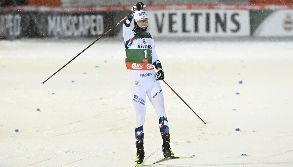 Jarl Magnus Riiber tok sin andre strake seier i Ruka. Jarl Magnus Riiber tok sin andre strake seier i Ruka. Foto: Heikki Saukkomaa / NTB