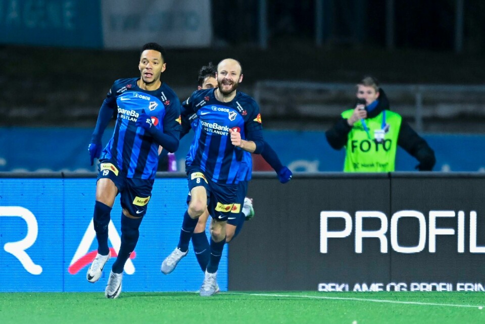 Kevin Kabran (t.v.) feirer etter å ha avgjort Stabæks seier mot Sandefjord. Foto: Annika Byrde / NTB Kevin Kabran (t.v.) feirer etter å ha avgjort Stabæks seier mot Sandefjord. Foto: Annika Byrde / NTB