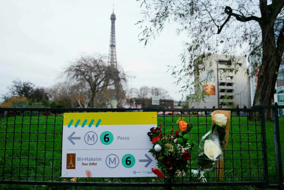 Angrepet i Paris lørdag kveld, der en tysk turist ble drept og to andre ble såret i et kniv- og hammerangrep, etterforskes som terror. Angrepet i Paris lørdag kveld, der en tysk turist ble drept og to andre ble såret i et kniv- og hammerangrep, etterforskes som terror.