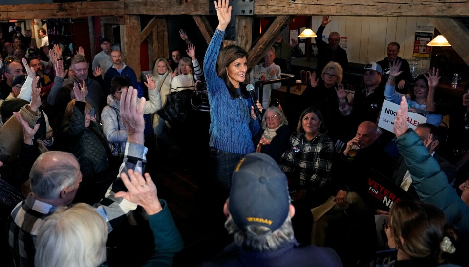Nikki Haley under et valgmøte i et lokalt bryggeri i New Hampshire. Nikki Haley under et valgmøte i et lokalt bryggeri i New Hampshire. Foto: Charles Krupa / AP / NTB