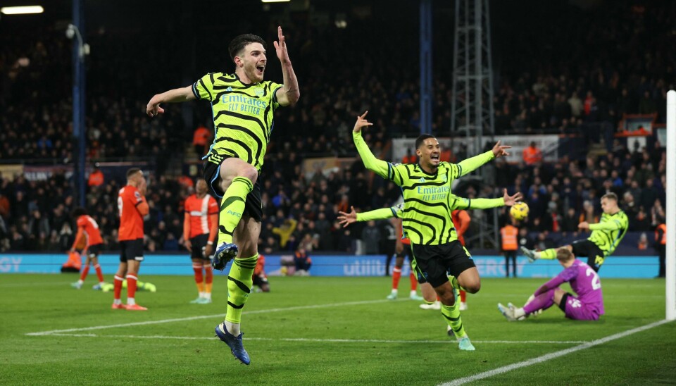 Declan Rice jubler for scoring sju minutter på overtid mot Luton Declan Rice jubler for scoring sju minutter på overtid mot Luton
