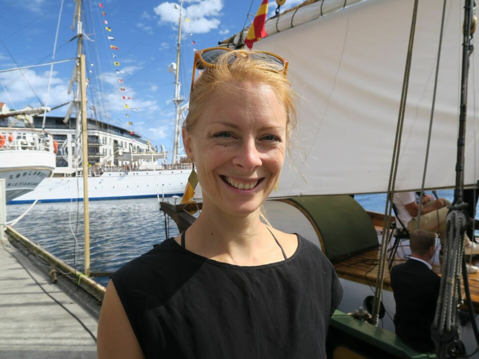 – Lysforurensning er enkelt. Det er bare å skru av bryteren så er forurensningen borte, sier Helga Iselin Wåseth, lektor ved Universitetet i Sørøst-Norge og styremedlem i organisasjonen Bevar mørket! – Lysforurensning er enkelt. Det er bare å skru av bryteren så er forurensningen borte, sier Helga Iselin Wåseth, lektor ved Universitetet i Sørøst-Norge og styremedlem i organisasjonen Bevar mørket!