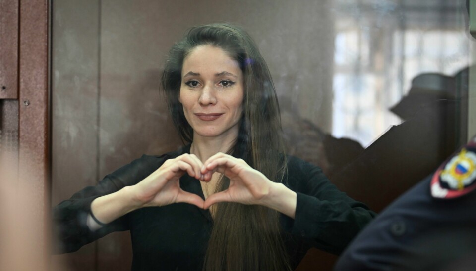 Journalisten Antonina Favorskaja, som dekket rettssakene mot opposisjonspolitiker Aleksej Navalnyj, er varetektsfengslet etter anklager om «ekstremisme». Journalisten Antonina Favorskaja, som dekket rettssakene mot opposisjonspolitiker Aleksej Navalnyj, er varetektsfengslet etter anklager om «ekstremisme». Foto: Dmitry Serebryajov / AP / NTB