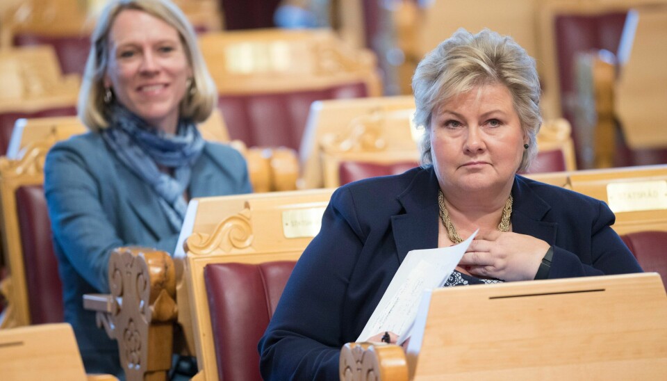 Tirsdag stemte Stortinget ja til regjeringens forslag om at statssekretærer og politiske rådgivere skal registrere sine aksjeopplysninger. Tirsdag stemte Stortinget ja til regjeringens forslag om at statssekretærer og politiske rådgivere skal registrere sine aksjeopplysninger. Foto: Terje Pedersen / NTB