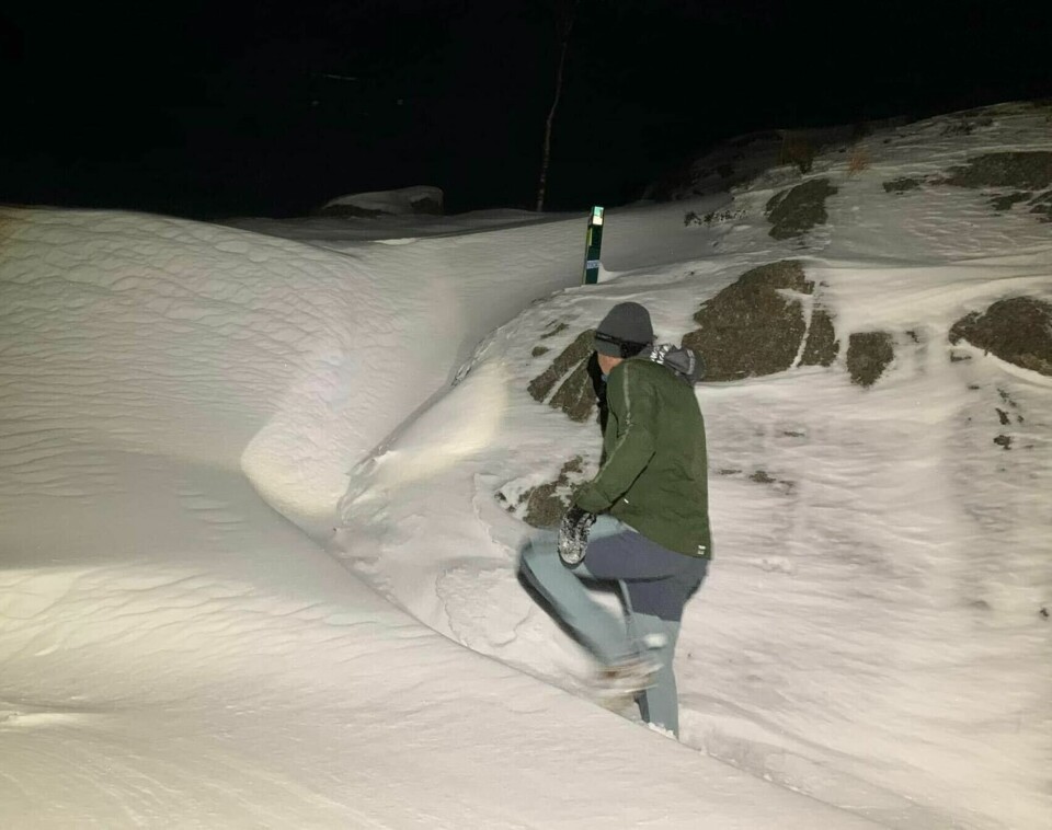 Per A. Thorbjørnsen på én av årets hundre turer til Preikestolen. Snø stopper ikke den spreke 71-åringen. Per A. Thorbjørnsen på én av årets hundre turer til Preikestolen. Snø stopper ikke den spreke 71-åringen