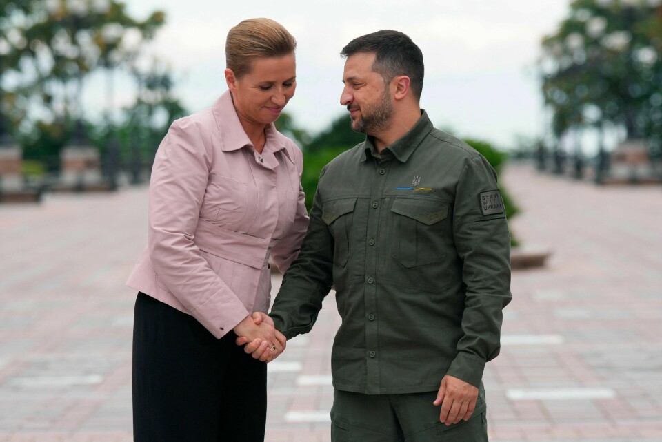 Danmarks statsminister Mette Frederiksen og Ukrainas president Volodymyr Zelenskyj avbildet tidligere i høst.