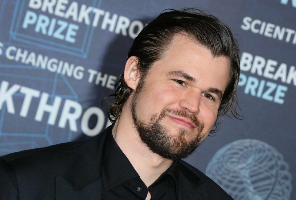Magnus Carlsen kunne smile for nok et VM-gull etter at han vant VM i hurtigsjakk i Usbekistan torsdag Norwegian chess grandmaster Magnus Carlsen arrives for the ninth Breakthrough Prize awards ceremony at the Academy Museum of Motion Pictures in Los Angeles, April 15, 2023. (Photo by Juan Pablo Rico / AFP)