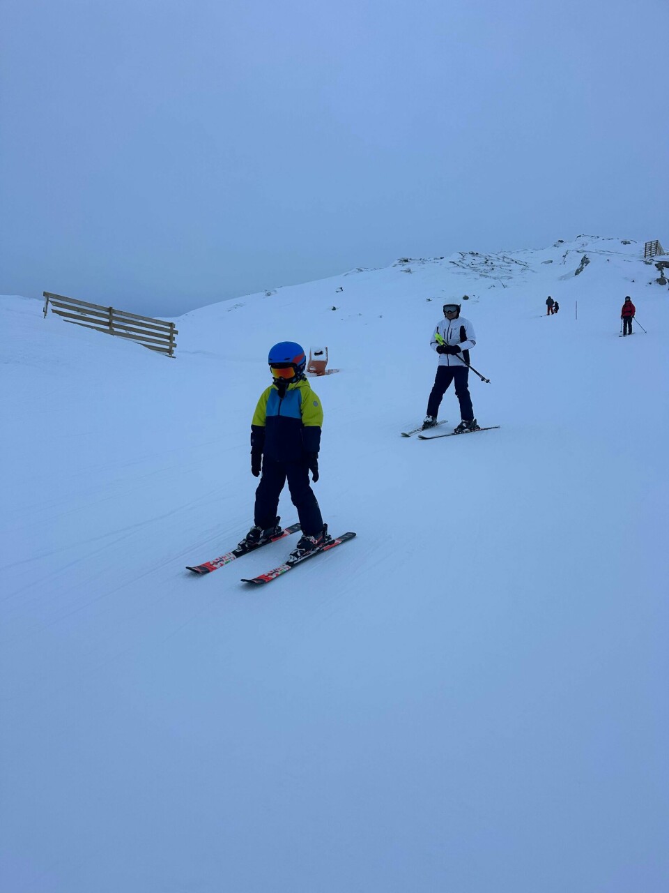 I Sirdal Skisenter er både hovedheiser og barneheiser åpne for de som vil svinge seg i alpinbakkene i romjulen. I Sirdal Skisenter er både hovedheiser og barneheiser åpne for de som vil svinge seg i alpinbakkene i romjulen.