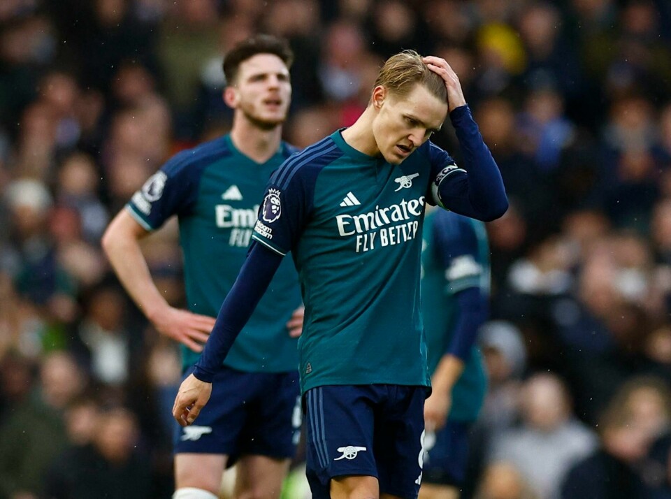 Martin Ødegaards Arsenal fikk en real nesestyver på årets siste dag i form av 1-2-tap i London-duellen mot Fulham Martin Ødegaards Arsenal fikk en real nesestyver på årets siste dag i form av 1-2-tap i London-duellen mot Fulham
